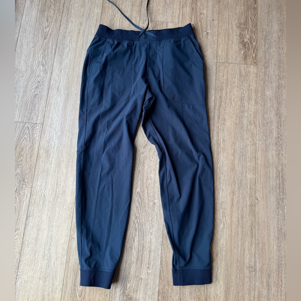 Lululemon ABC Jogger - Men’s L Reg Length